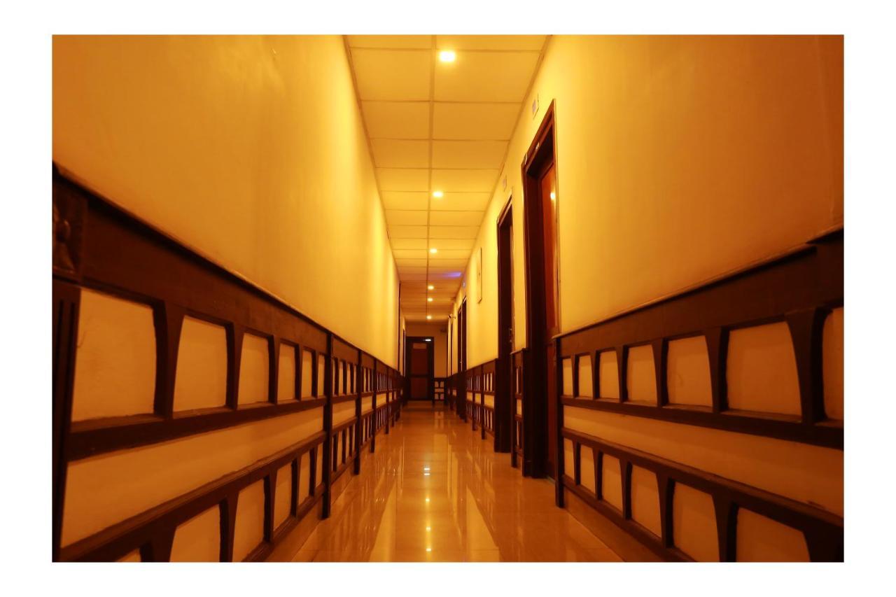 Corridor Calicut Airport Hotel Kondotty Exterior foto