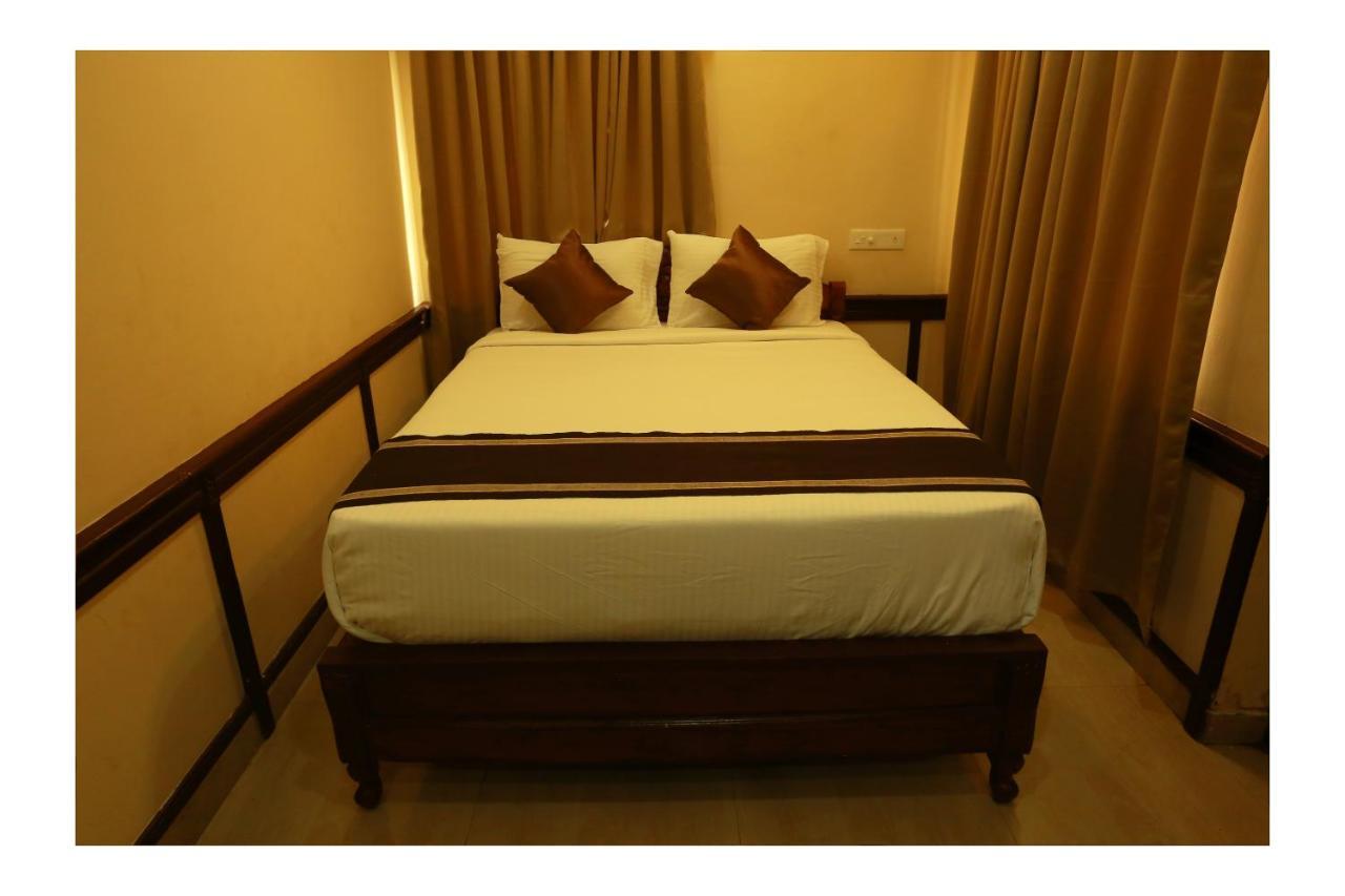 Corridor Calicut Airport Hotel Kondotty Exterior foto